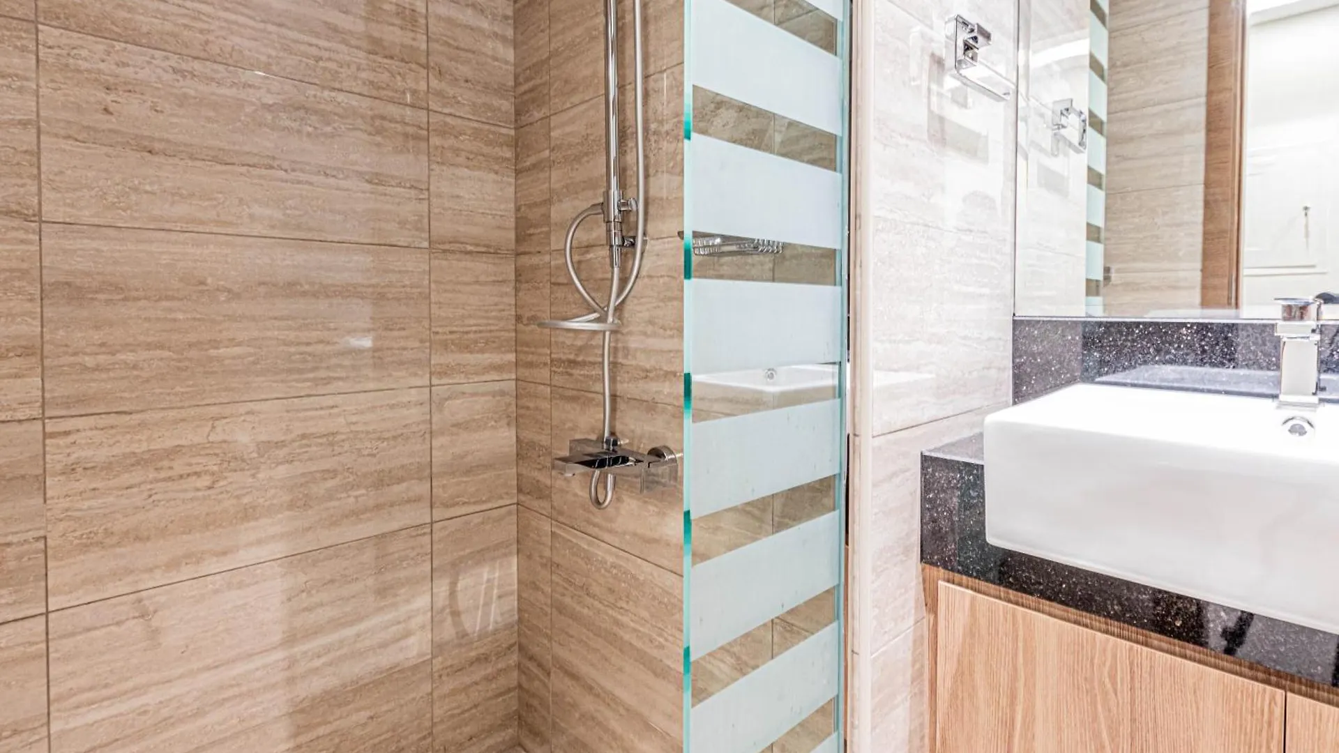 Apartment Stylish Missoni-Branded Studio Dubai