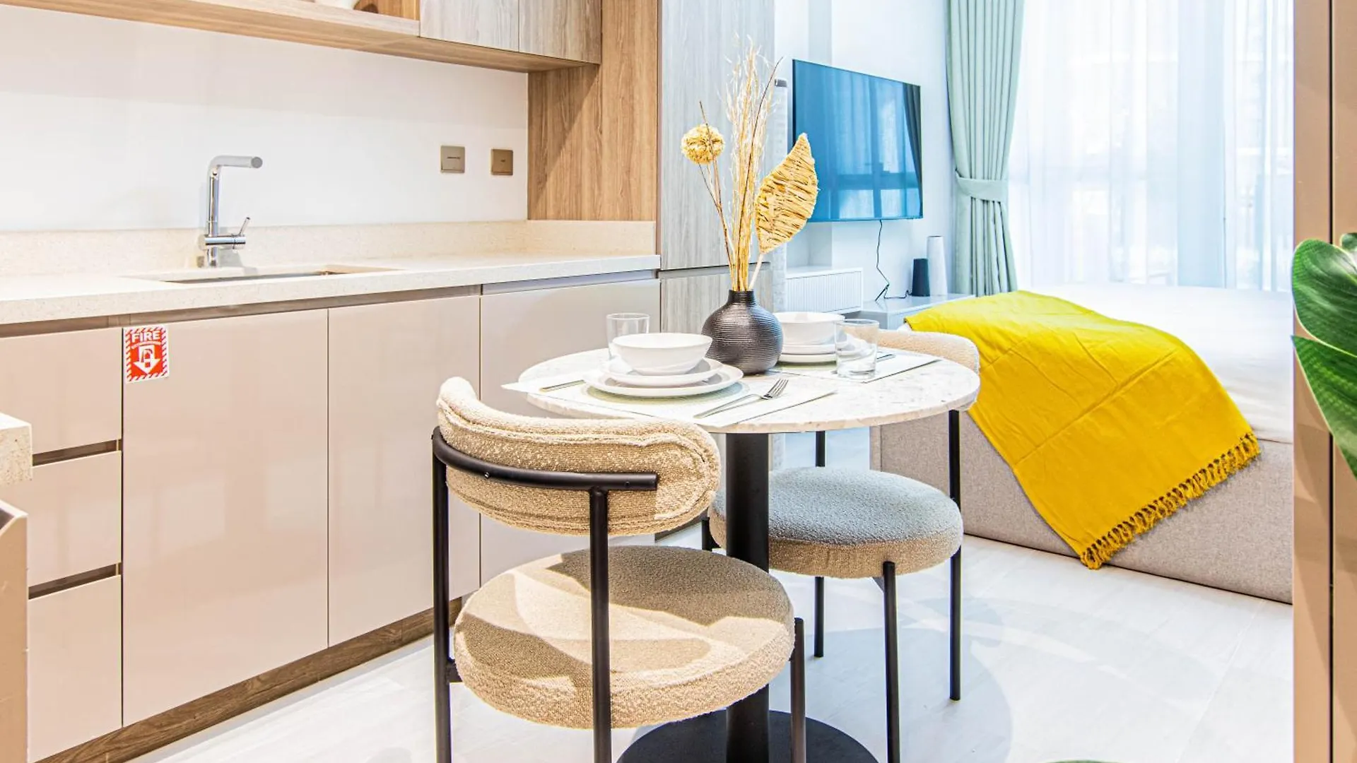 Stylish Missoni-Branded Studio Dubai 0*,